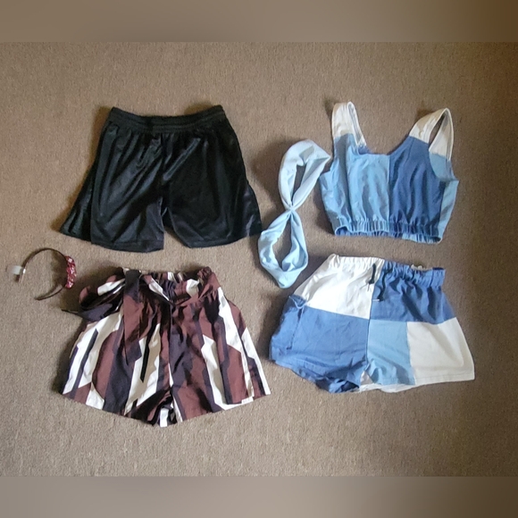 Pants - Womens Size M Shorts & Accessories Bundle